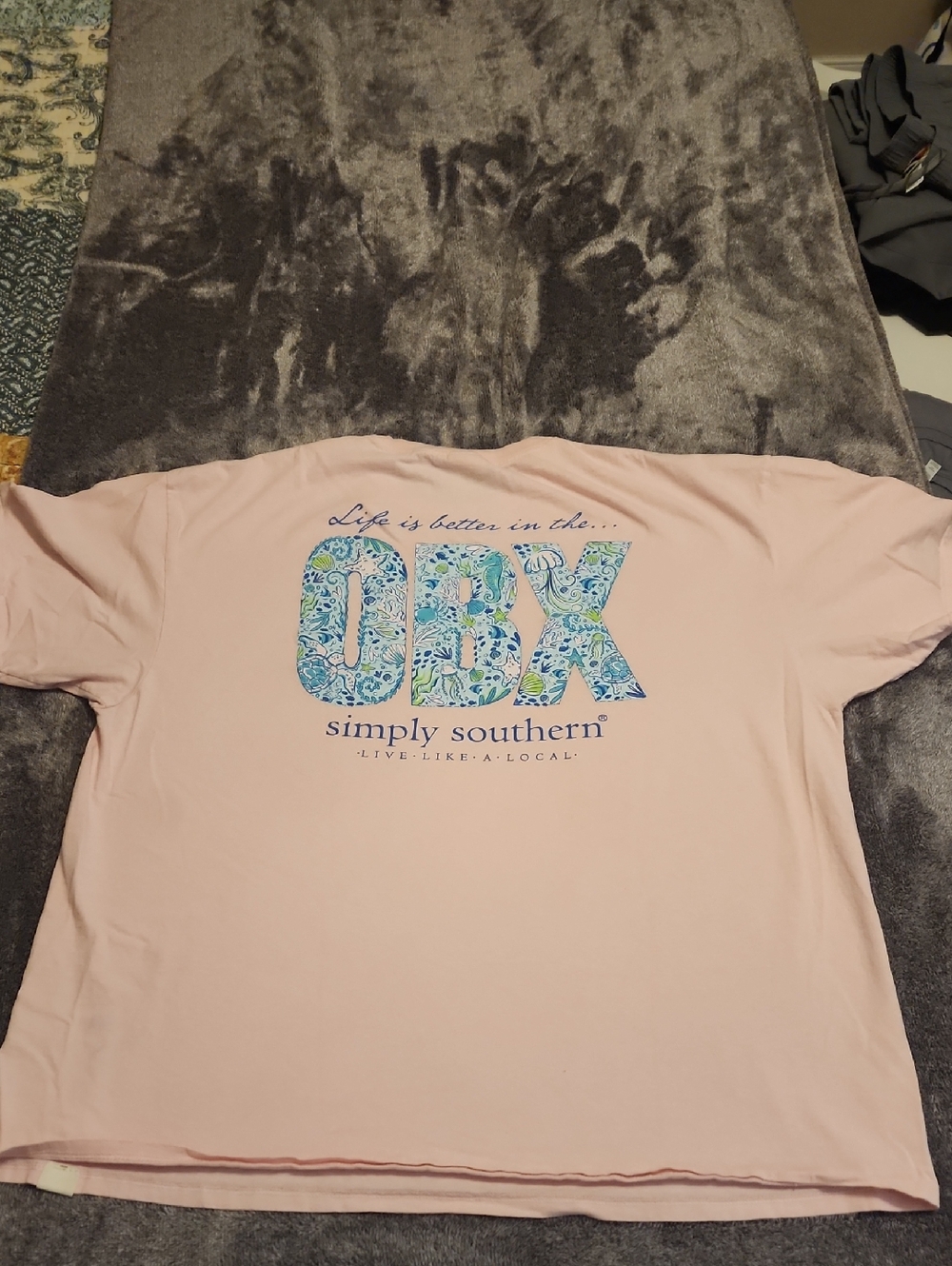Simply Southern Women's Pink OBX Graphic Short Sleeve Tee